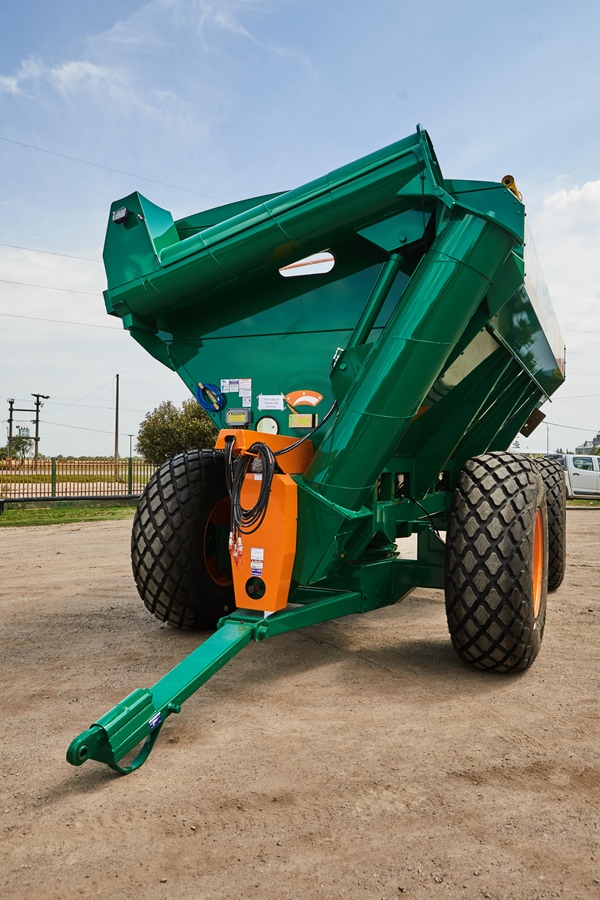 Tolva Autodescargable 29.000 Lts. ( 23/25 TN.) TA 29000 Tolva Autodescargable 29.000 Lts. ( 23/25 TN.)